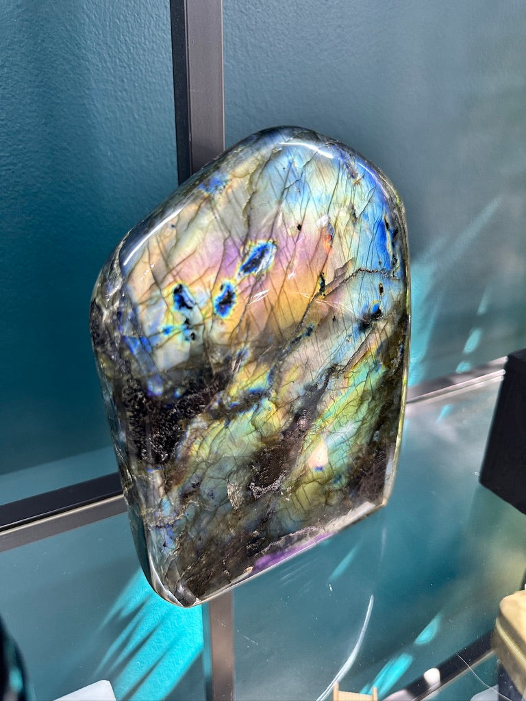 Peachy Rainbow Labradorite | Large Sized