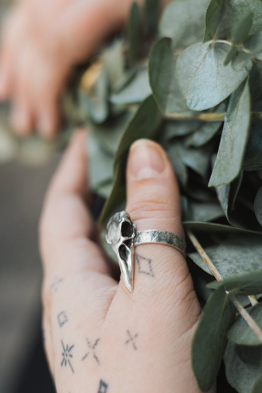 Raven Skull Ring with Wide Band | Sterling Silver