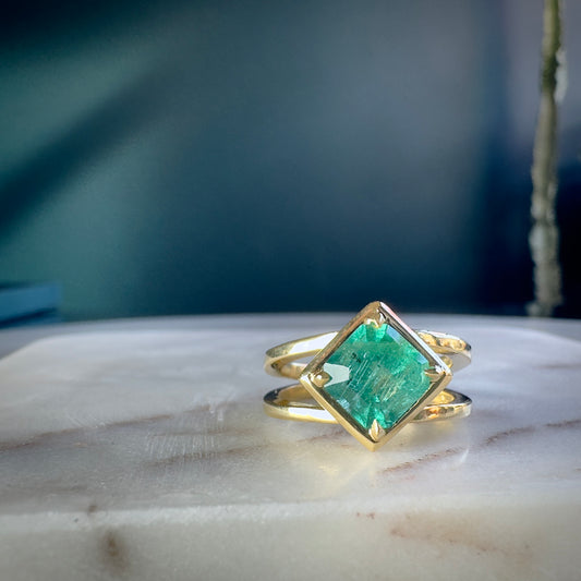 Emerald Double Band Ring | 18k Yellow Gold