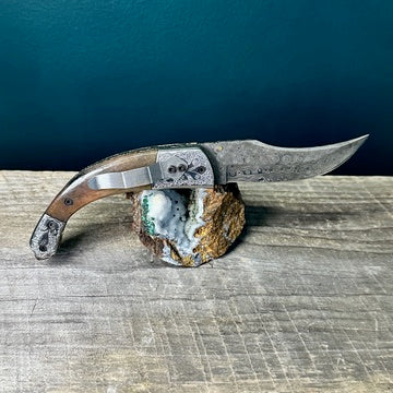 Curved Blade Damascus Steel Pocket Knife