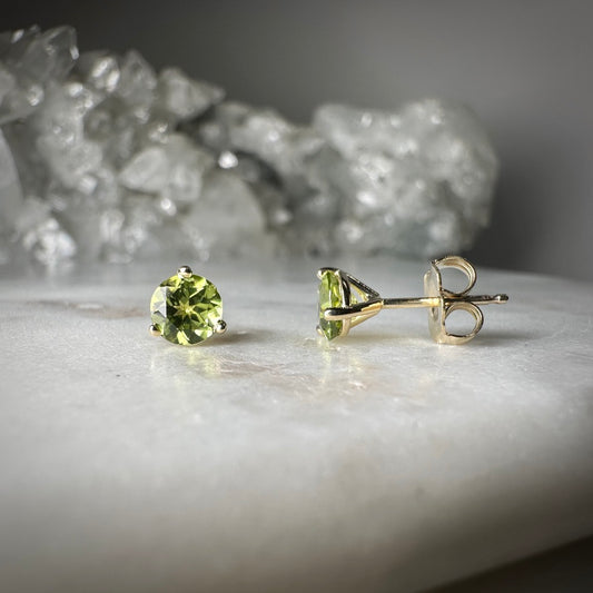 Peridot Stud Earrings| 14k Yellow Gold