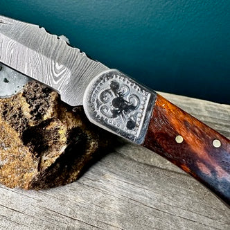 Damascus Steel and Walnut Utility Knife
