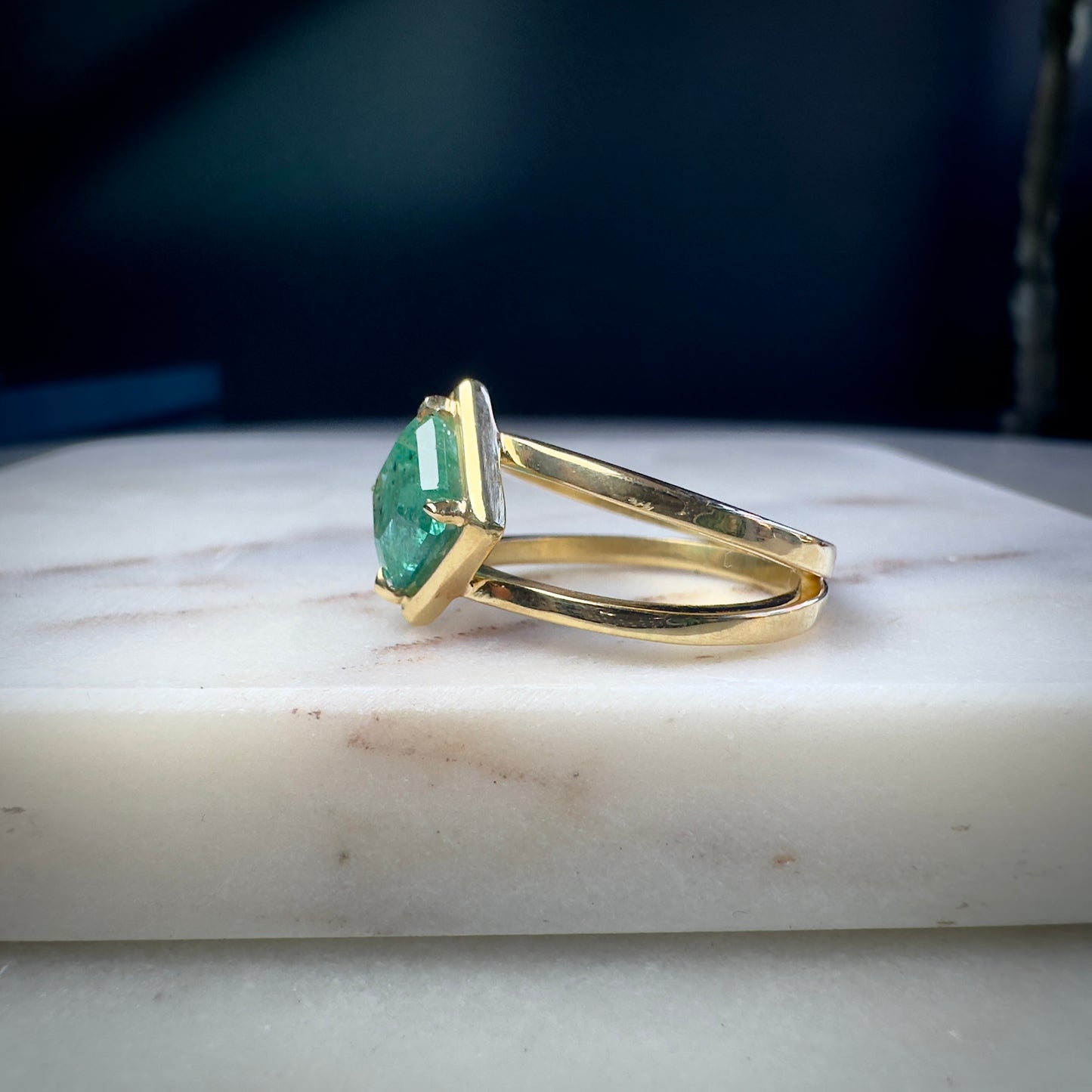 Emerald Double Band Ring | 18k Yellow Gold