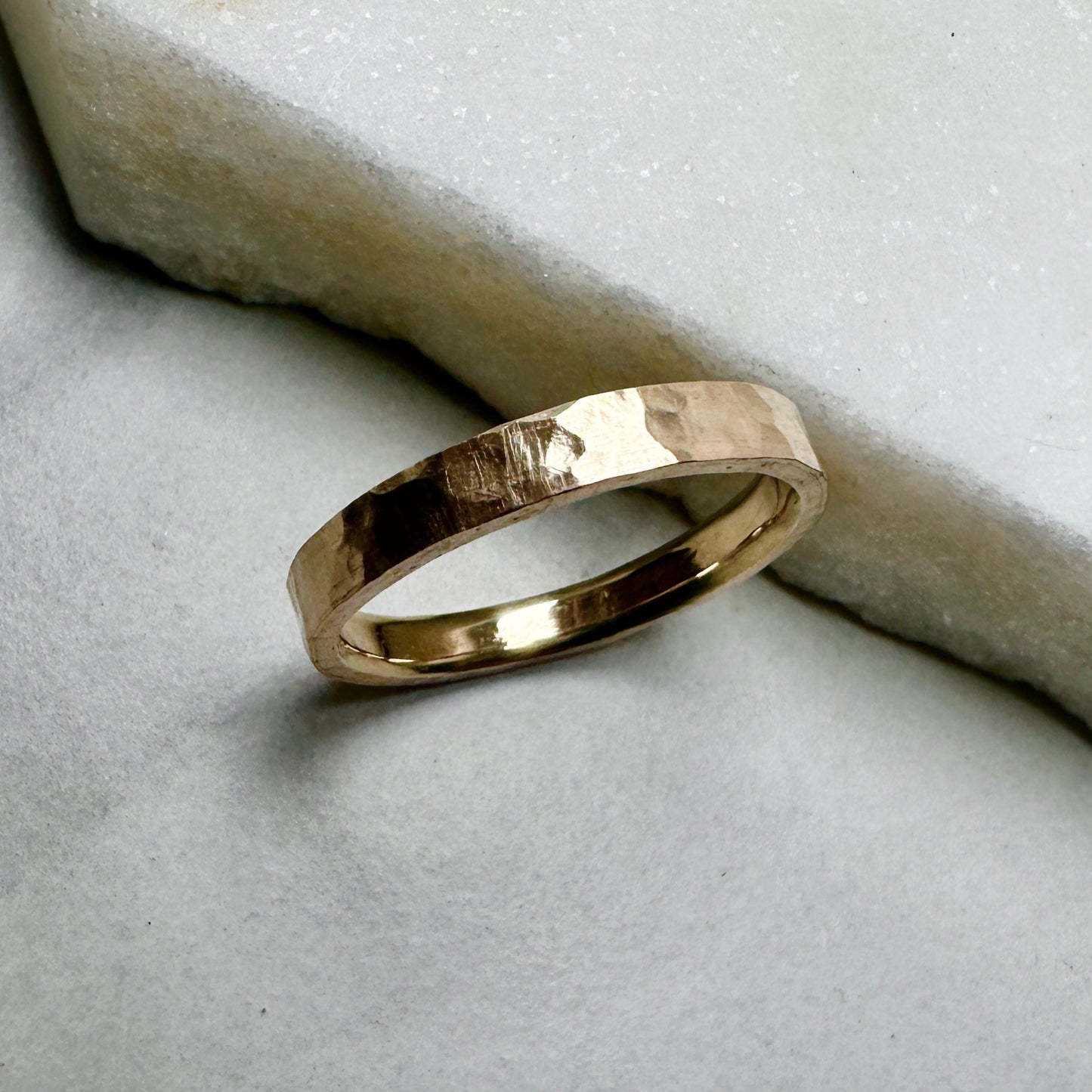 Minimalist Hammered Band | 14k Yellow Gold
