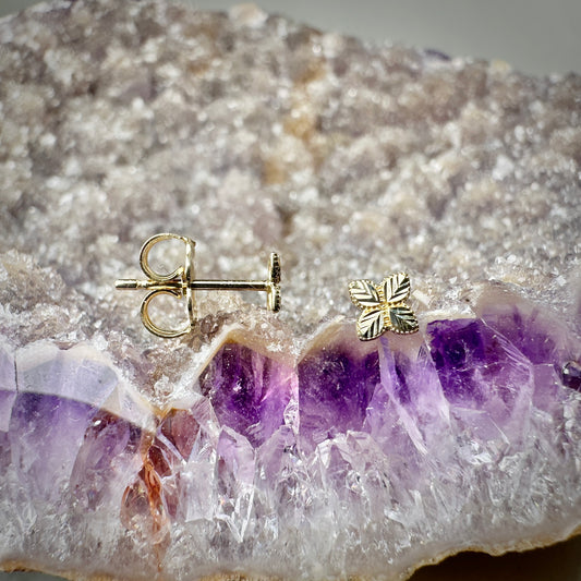 Geometric Flower Stud Earrings | 14k Yellow Gold