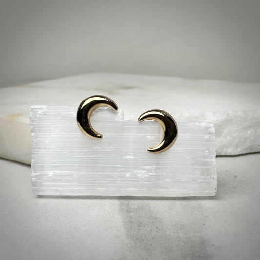 Crescent Moon Stud Earrings | 14k Yellow Gold