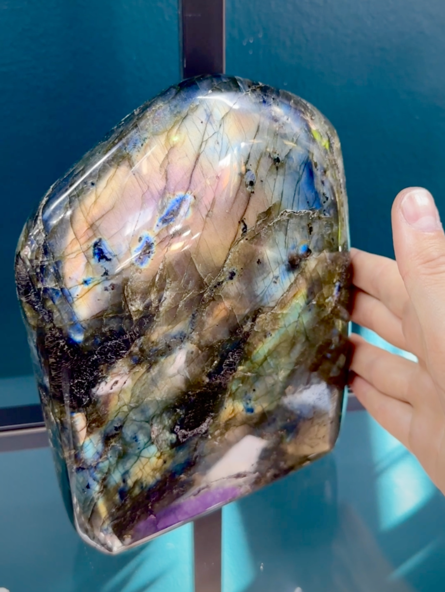 Peachy Rainbow Labradorite | Large Sized