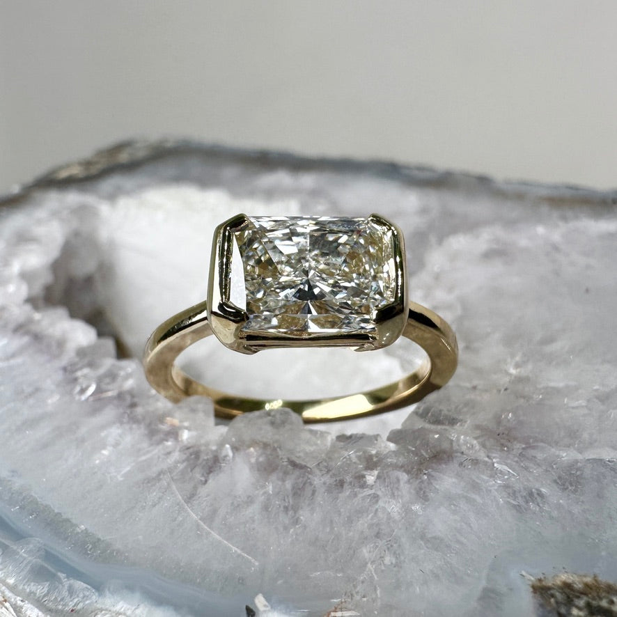 East West Radiant Diamond Ring | 14k Yellow Gold