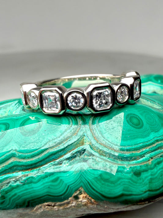 Asscher & Round Diamond Band | 14k White Gold