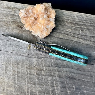Damascus Steel and Turquoise Resin Utility Knife