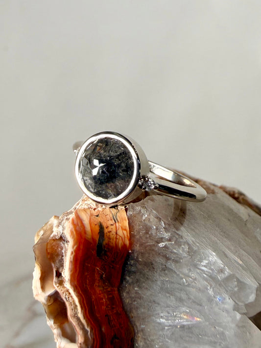 Salt & Pepper Diamond Rose Cut Ring | 14k White Gold