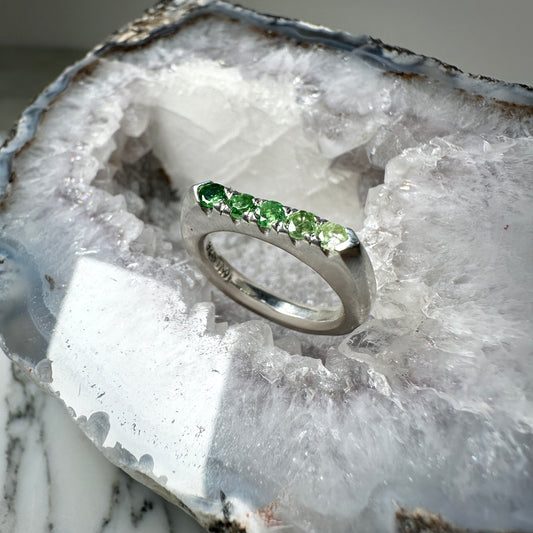 Tsavorite Garnet Ombre Signet Ring