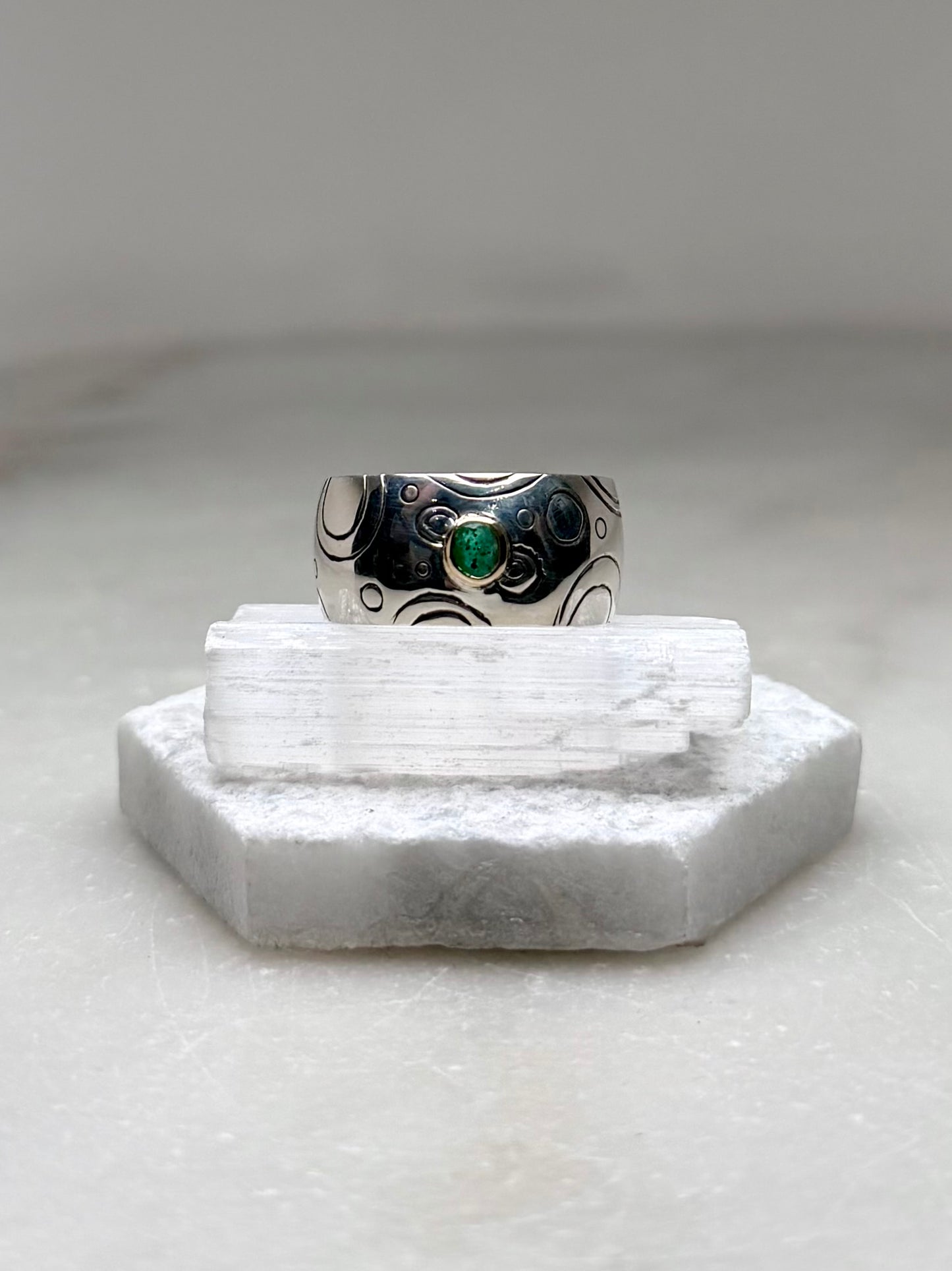 Columbian Emerald Bubble Ring | 14k Yellow Gold & Silver