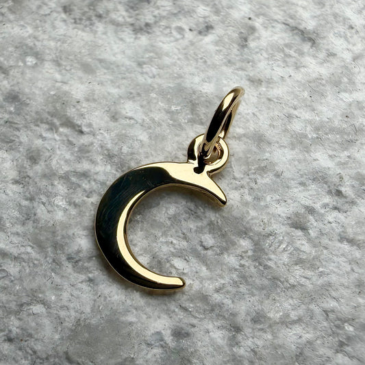 Flat Crescent Moon Charm | 14k Yellow Gold