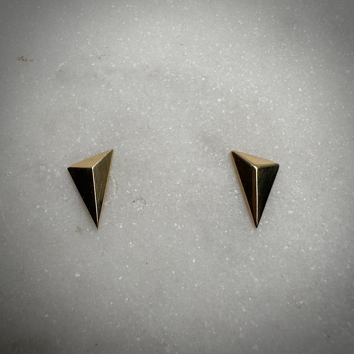 Geometric Triangle Stud Earring | 14k Yellow Gold