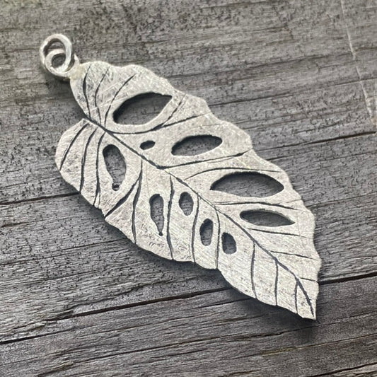 Monstera Acacoyaguensis Leaf Pendant