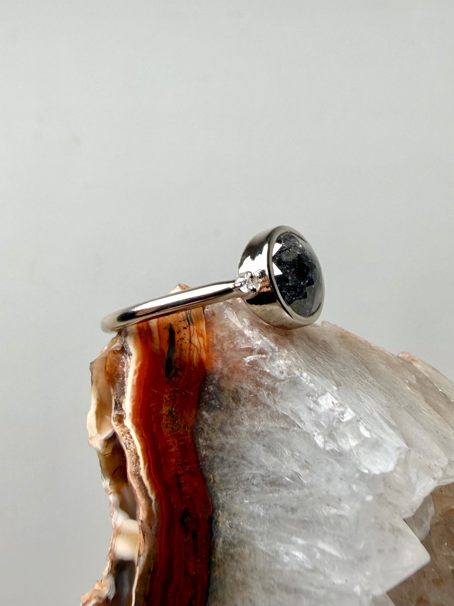 Salt & Pepper Diamond Rose Cut Ring | 14k White Gold