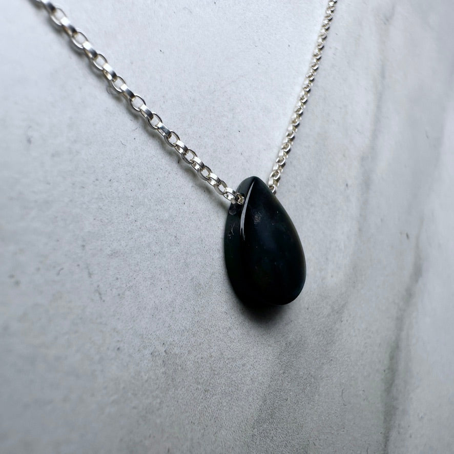 Black Mother Of Pearl Floating Necklace | Sterling Silver