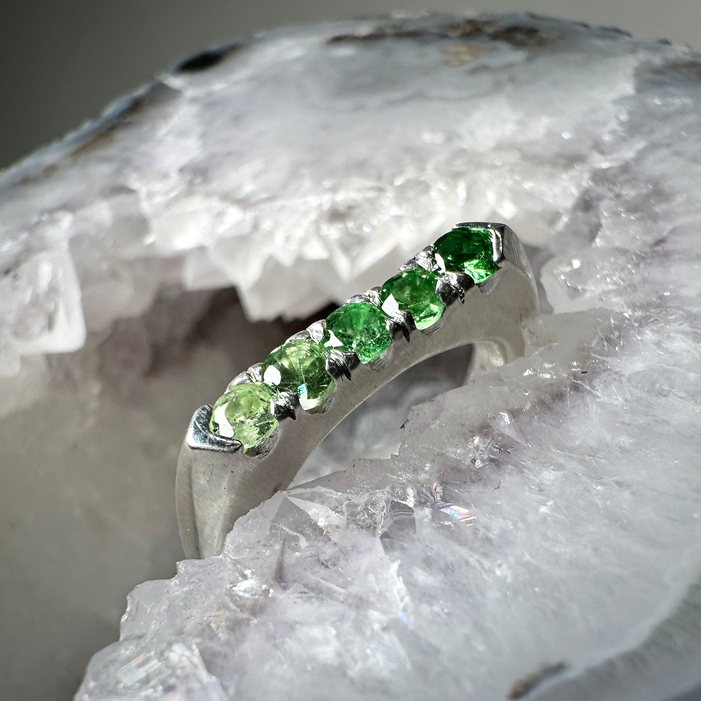 Tsavorite Garnet Ombre Signet Ring