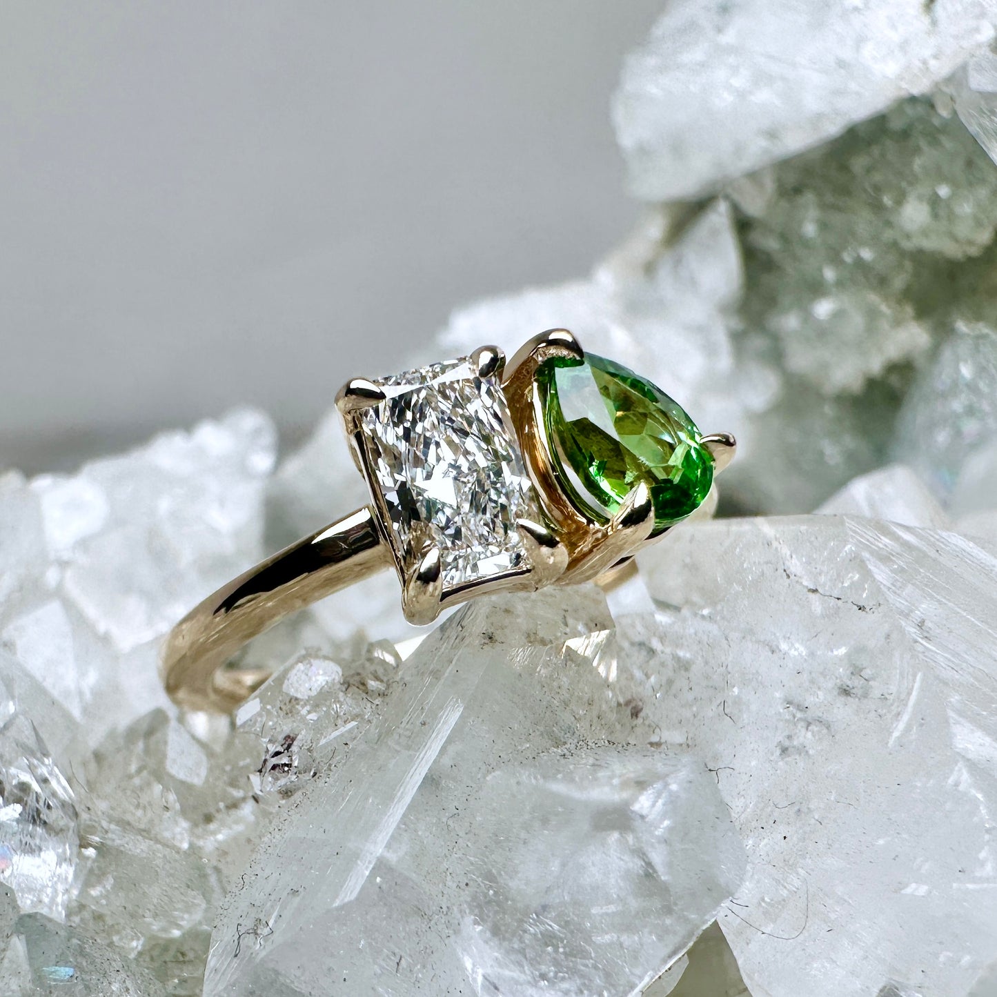 Lab Grown Diamond & Tsavorite Garnet Toi et Moi | 14k Yellow Gold