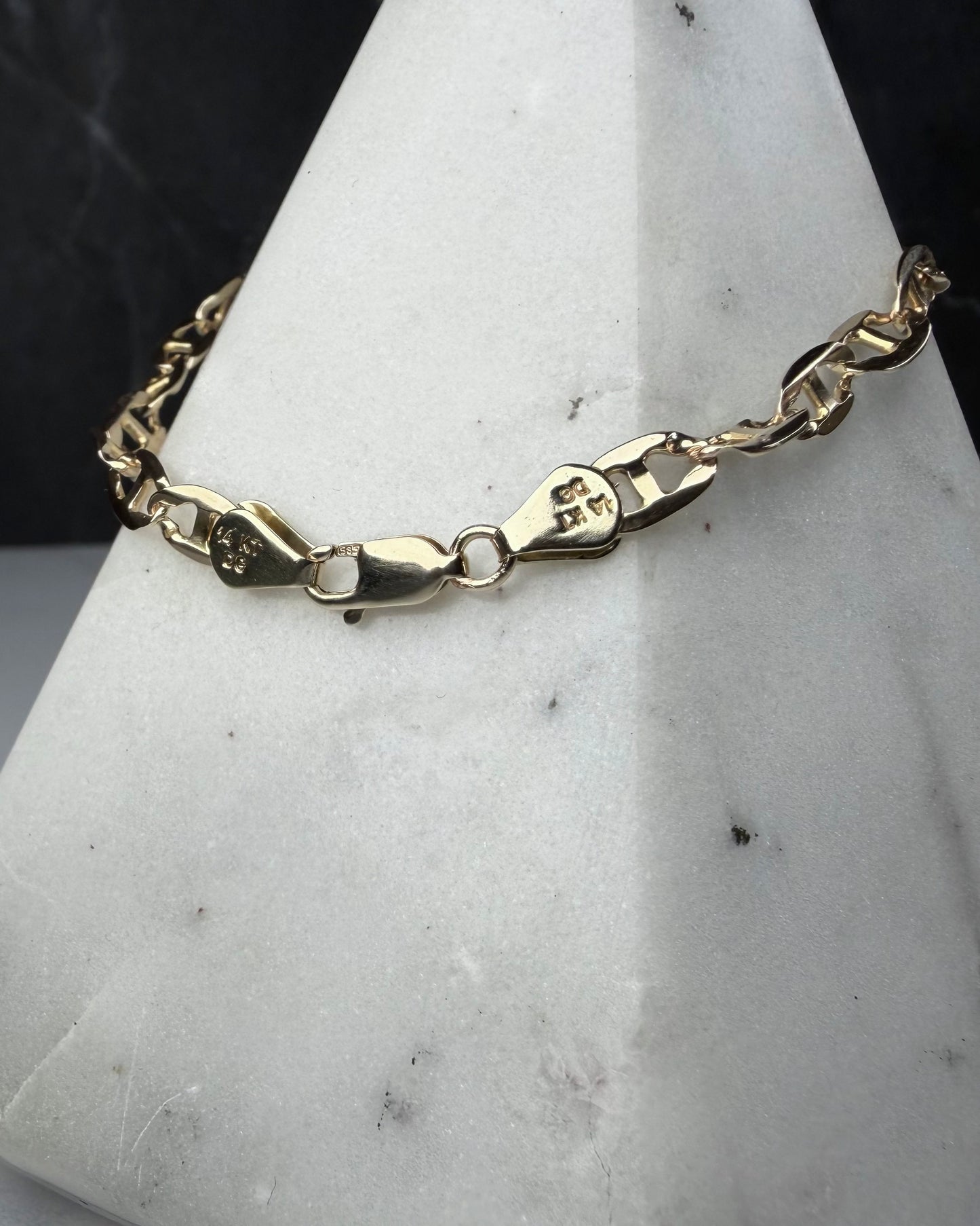 Anchor Chain Bracelet | 14k Yellow Gold | LUX FORGE Legacy Collection