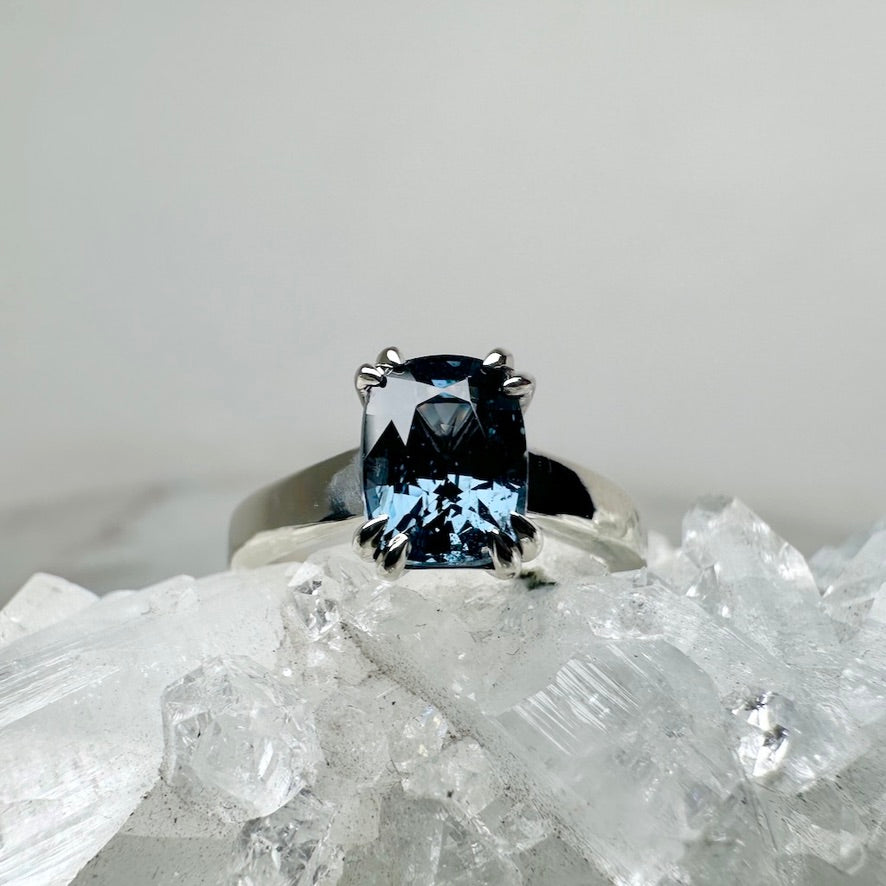 Blue Spinel Wide Band Solitaire Ring | 14k White Gold