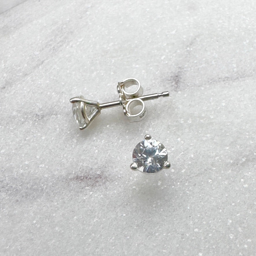 Gemstone Stud Earring: 3 Prong ‘Cocktail’ Style Setting