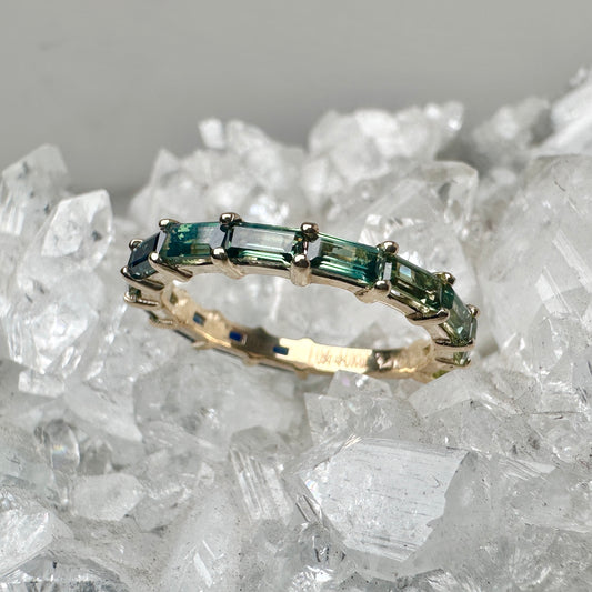 Sapphire Gradient Band | 14k Yellow Gold