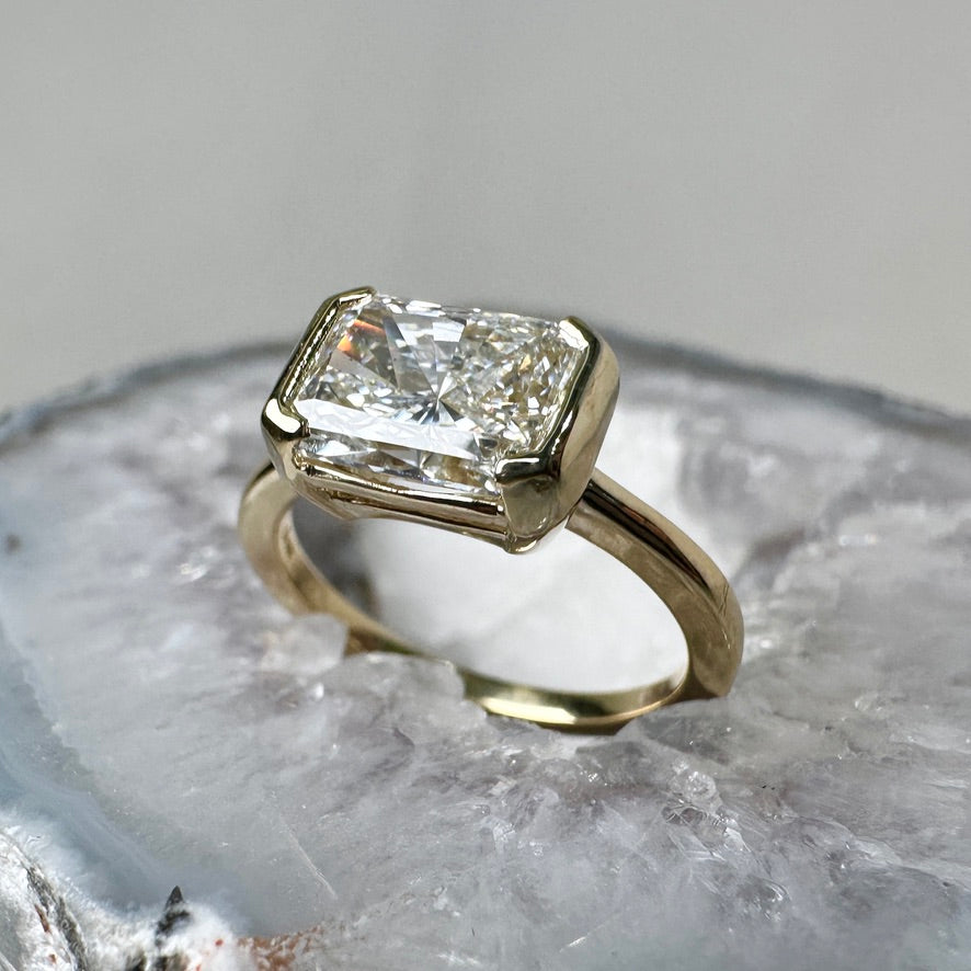 East West Radiant Diamond Ring | 14k Yellow Gold