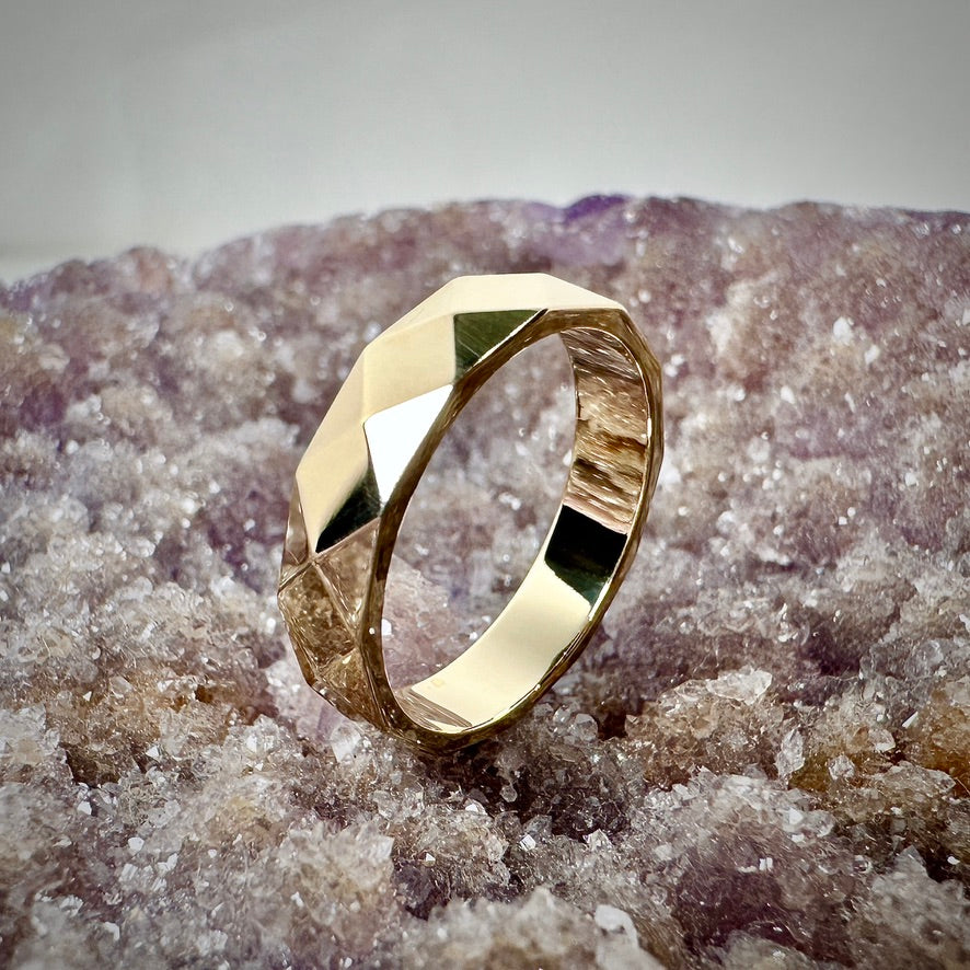 Geometric Flat Band Ring | 14k Yellow Gold