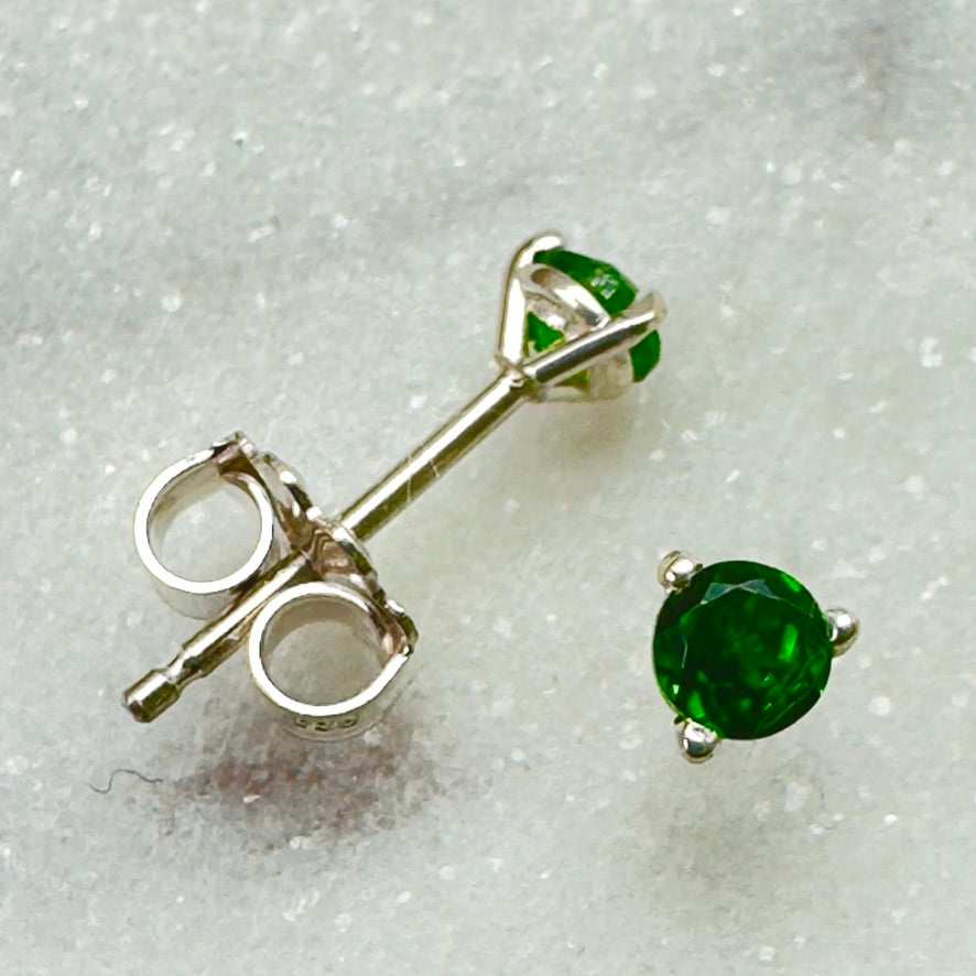 Gemstone Stud Earring: 3 Prong ‘Cocktail’ Style Setting