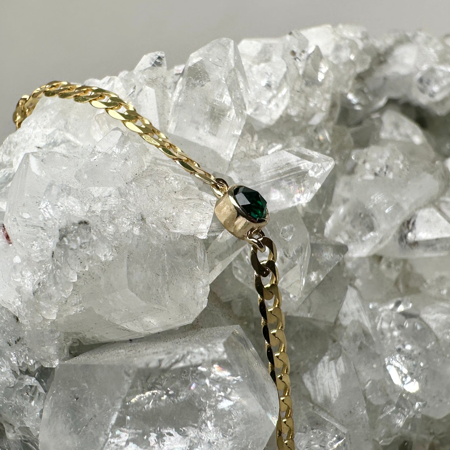 Emerald Rose Cut Curb Chain Bracelet | 14k Yellow Gold