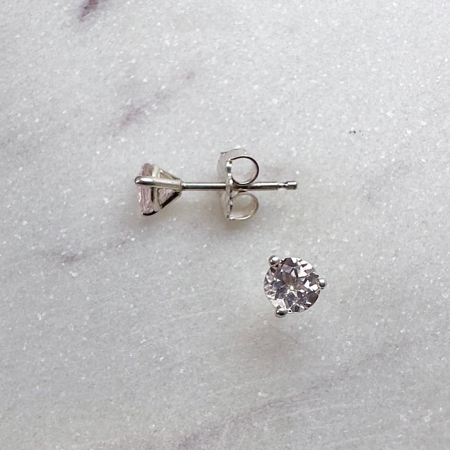 Gemstone Stud Earring: 3 Prong ‘Cocktail’ Style Setting