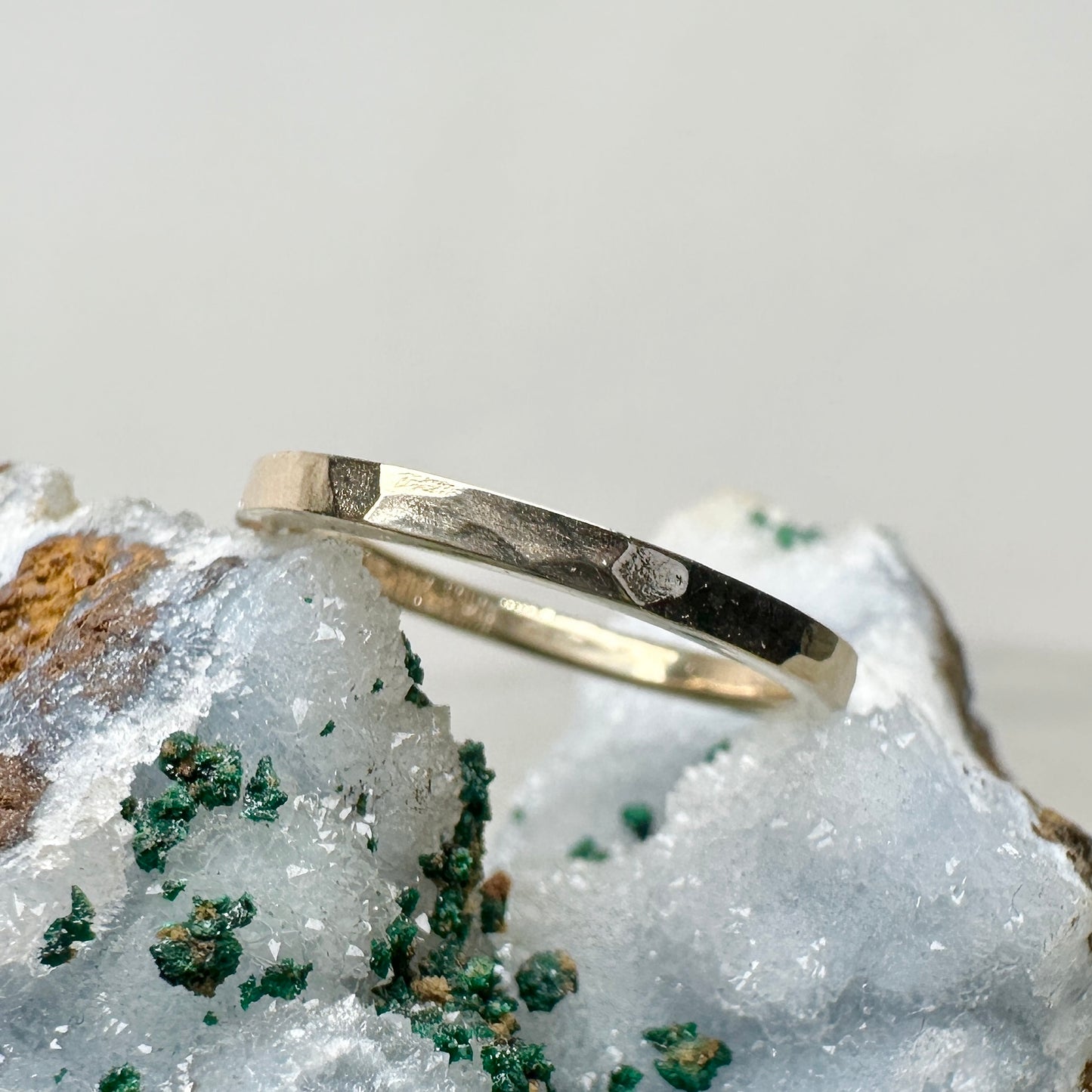 Hammered Band | 14k Yellow Gold