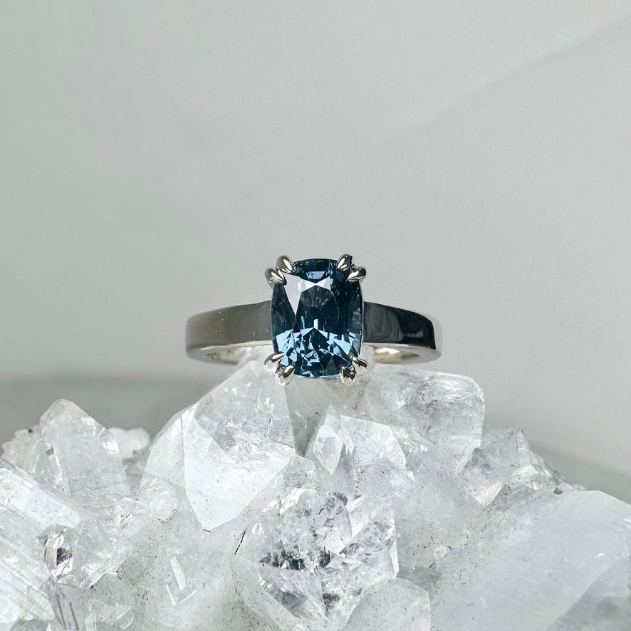 Blue Spinel Wide Band Solitaire Ring | 14k White Gold