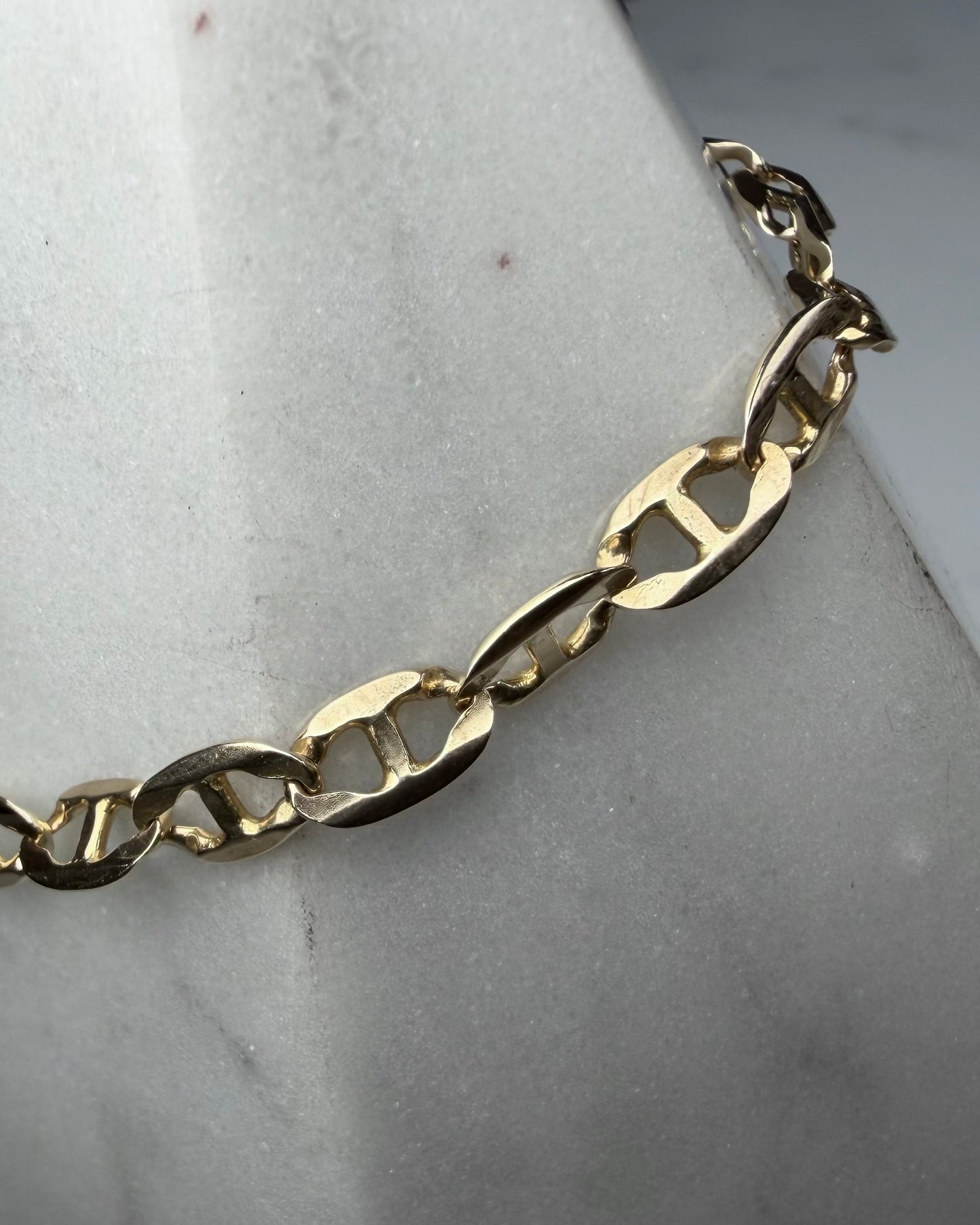 Anchor Chain Bracelet | 14k Yellow Gold | LUX FORGE Legacy Collection