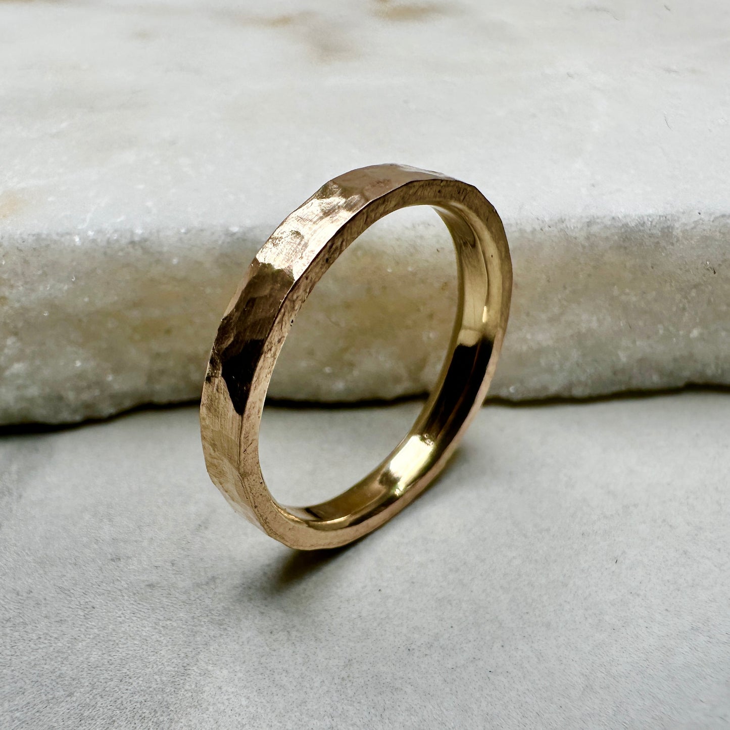 Minimalist Hammered Band | 14k Yellow Gold