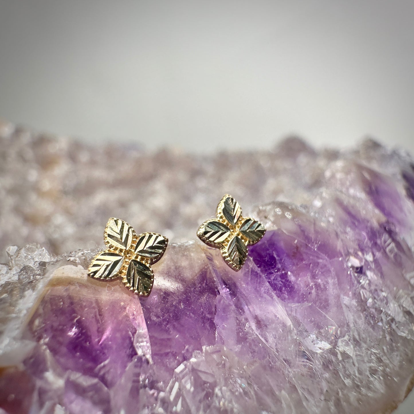 Geometric Flower Stud Earrings | 14k Yellow Gold