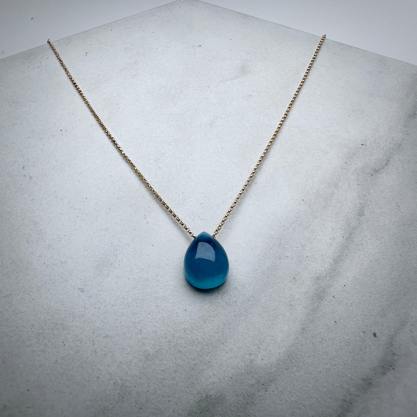 Aquamarine Floating Necklace | 14k Yellow Gold